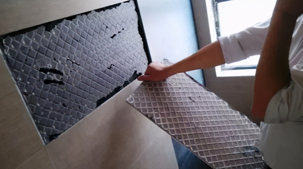 墙砖空鼓的修补方法视频(墙砖空鼓的修补方法视频教学)